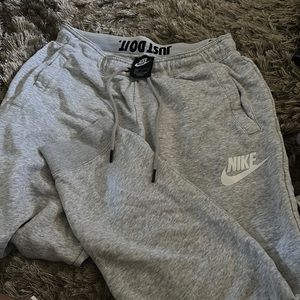 Nike Joggers